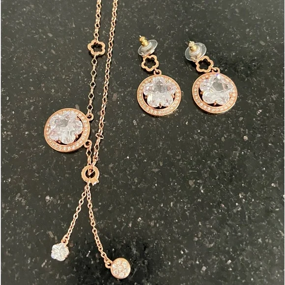 🔥host pick 🔥Rose gold color set - Picture 2 of 2